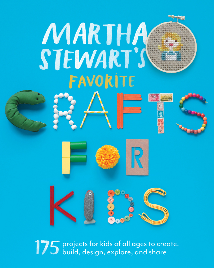 The Best Craft Books Ever to Keep Your Kids Entertained ➤ Discover the season's newest designs and inspirations for your kids. Visit us at www.circu.net/blog/ #KidsBedroomIdeas #CircuBlog #MagicalFurniture @CircuBlog