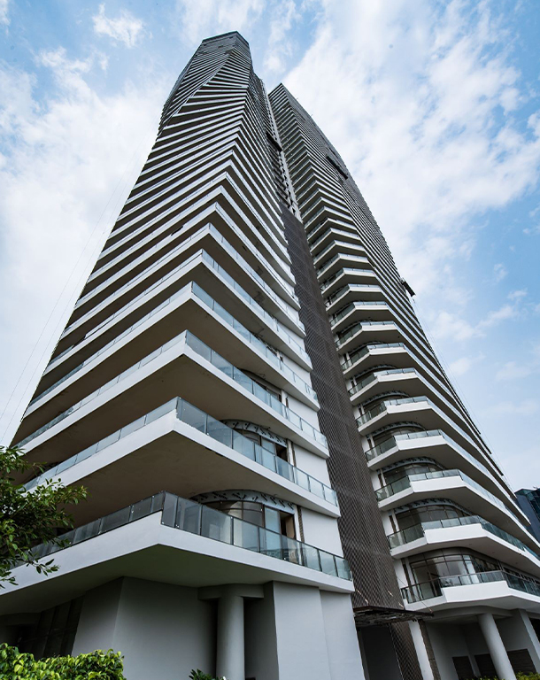 Sky-high Dwelling